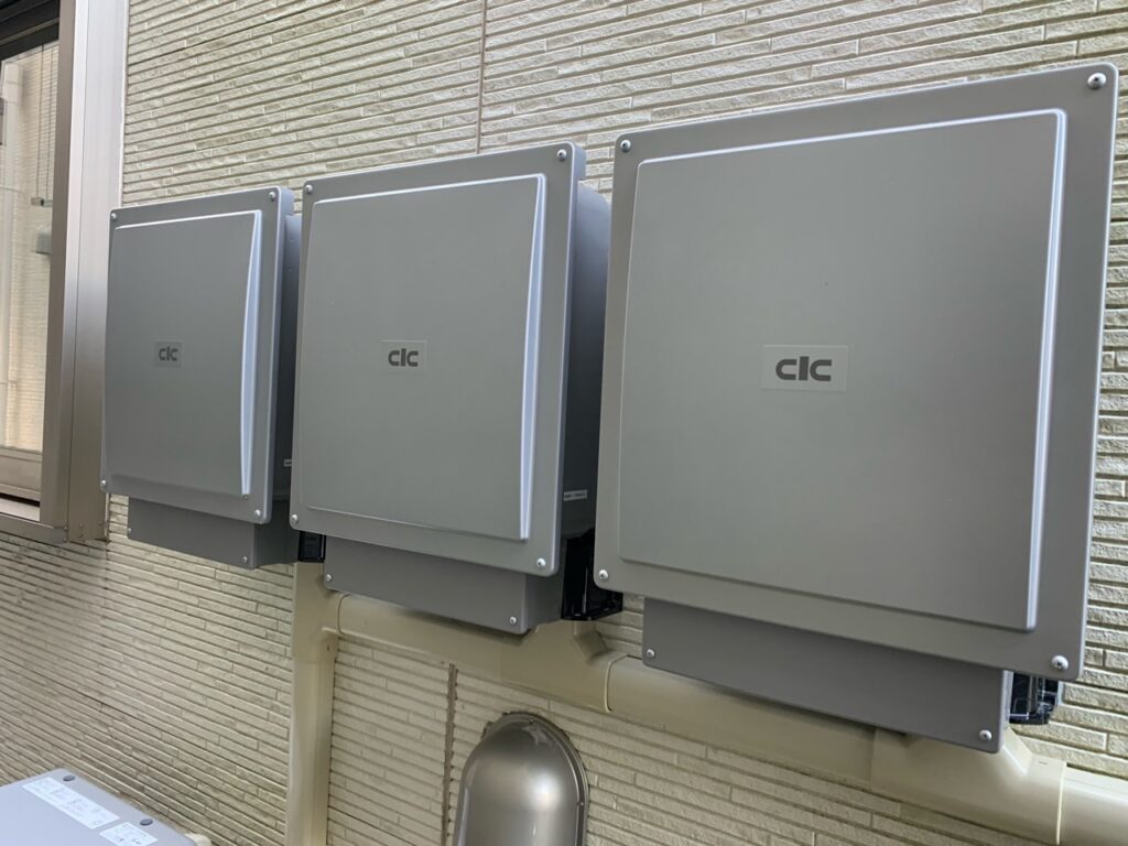 稲沢市で長州産業の蓄電池CB-P98M05Aを施工した様子